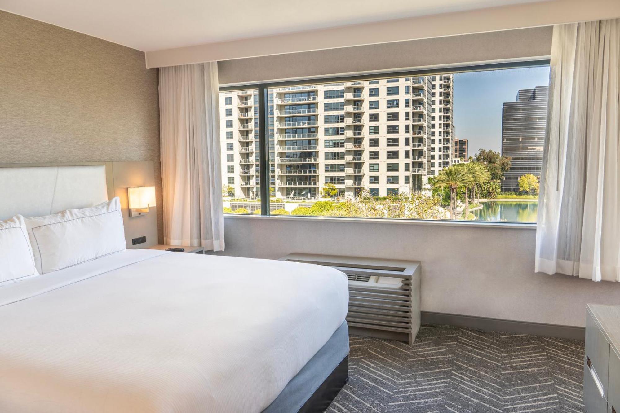 Orange County Hotel Санта Ана Екстериор снимка